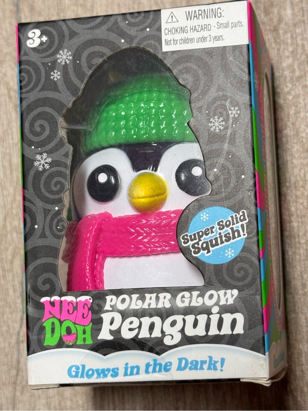 NeeDoh Polar Glow Penguin 💚🐧